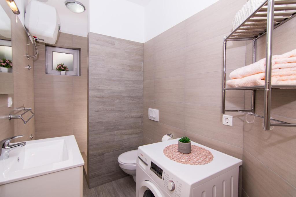 Апартаменти Apartman Sun Солин Екстер'єр фото