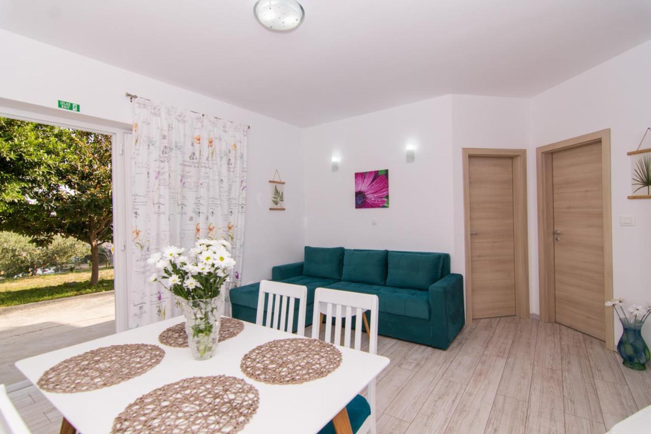 Апартаменти Apartman Sun Солин Екстер'єр фото